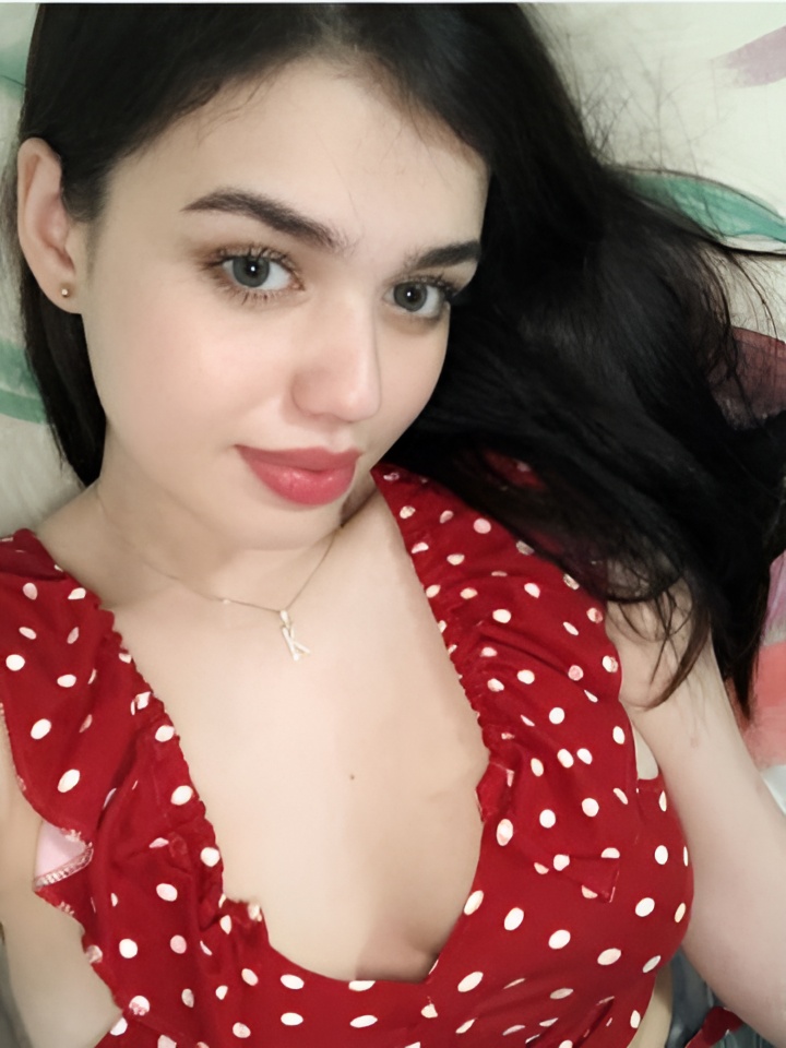 Анжелика привлекальеная девушка из Новомосковска цена от 1500 руб