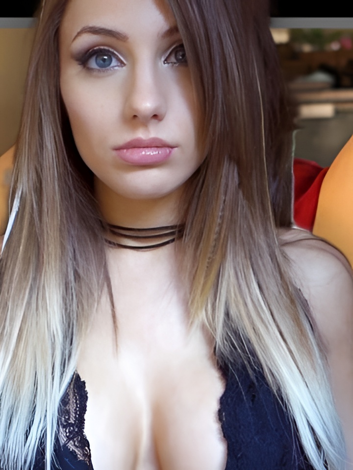 Фрида привлекальеная девушка из Новомосковска цена от 2000 руб