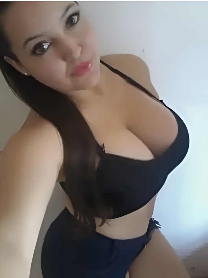 Индивидуалка Каролина, доступна для личного знакомства от 1500 руб