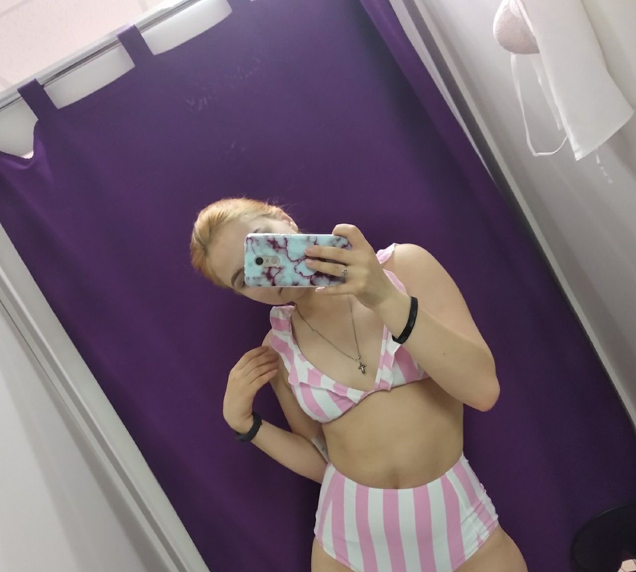 Олеся привлекальеная девушка из Новомосковска цена от 6000 руб