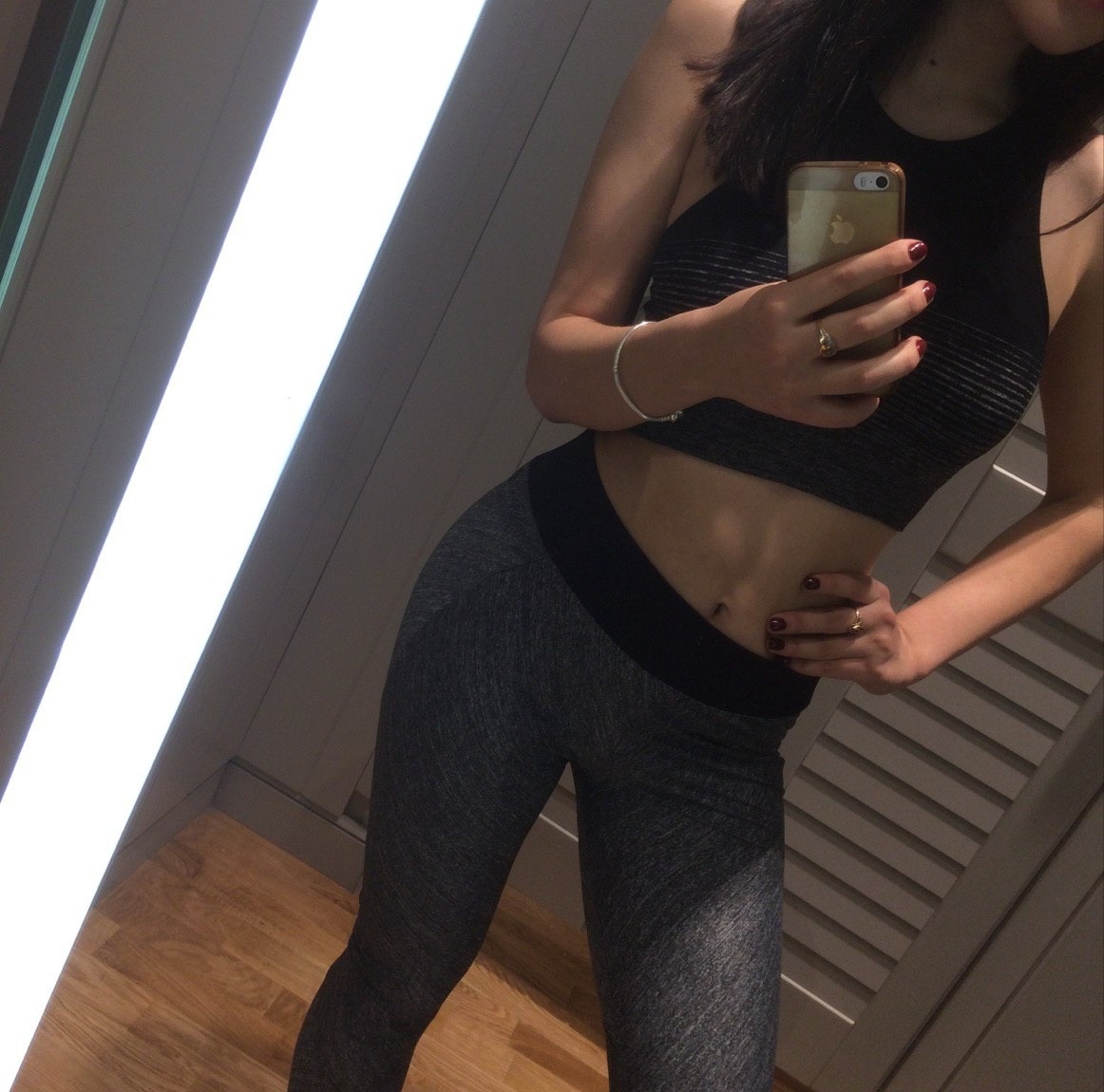 Катерина привлекальеная девушка из Новомосковска цена от 3000 руб