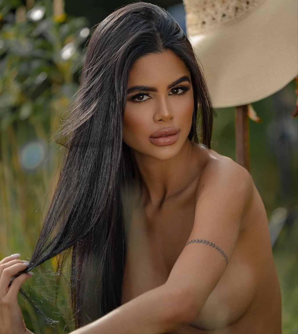 Яночка привлекальеная девушка из Новомосковска цена от 3000 руб