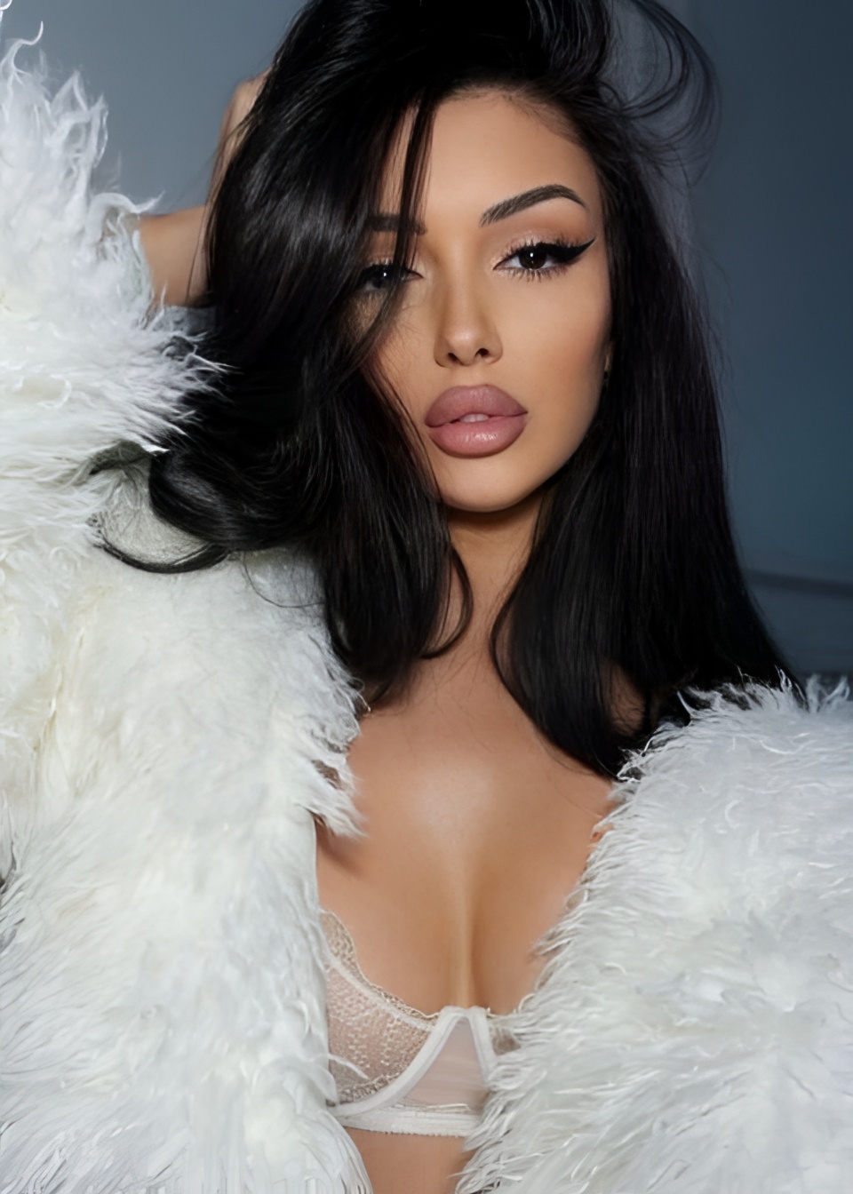 ЕВА BEST GERL привлекательная девушка из Новомосковска цена от 15000 руб