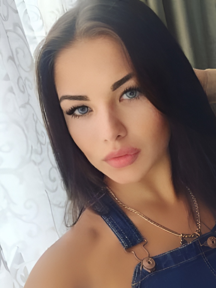 Индивидуалка Лина, доступна для личного знакомства от 10000 руб