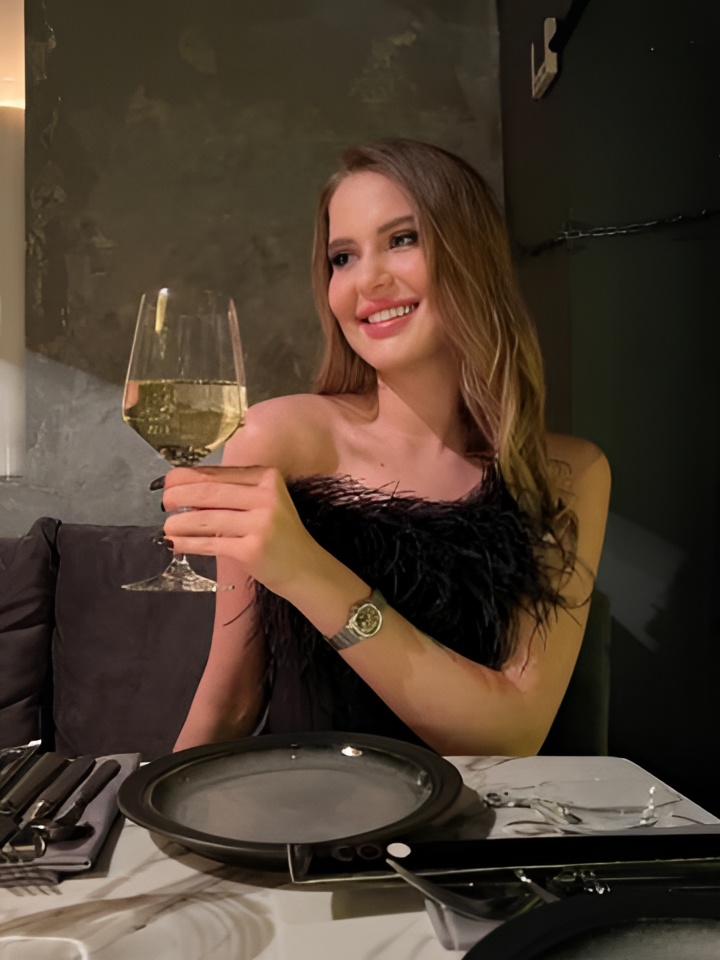 Индивидуалка Зина, доступна для личного знакомства от 1500 руб