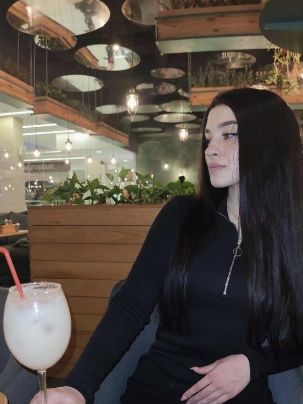 🎥 Люся привлекательная девушка из Новомосковска цена от 6000 руб