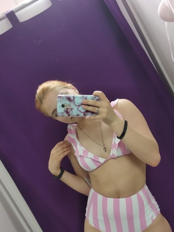 Олеся привлекательная девушка из Новомосковска цена от 6000 руб